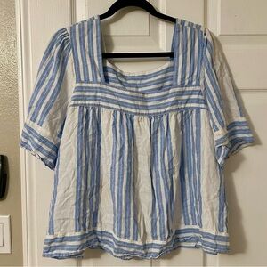Old Navy White and Blue Flowy Striped Blouse